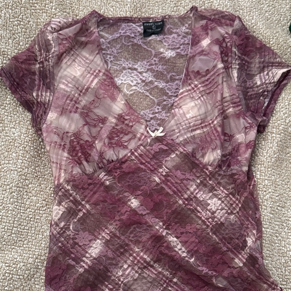 Elegant Plaid Lace V-Neck Blouse - Picture 1 of 6